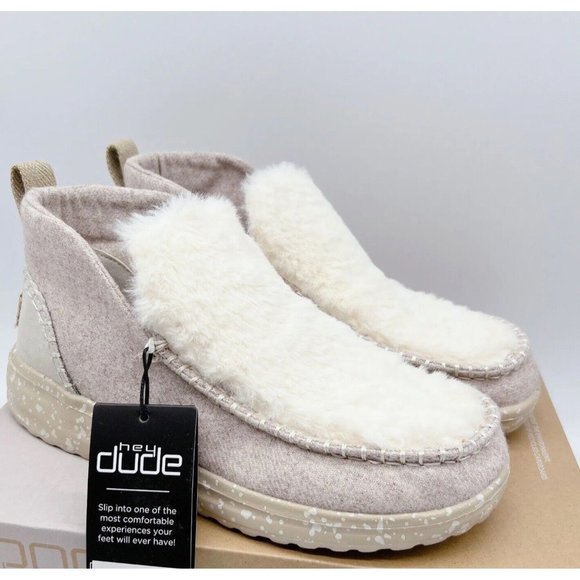 Hey Dude Denny Womens Slip-On Shoe Ankle Boot Marshmallow Dream US 11 * Faux fur - Picture 1 of 10